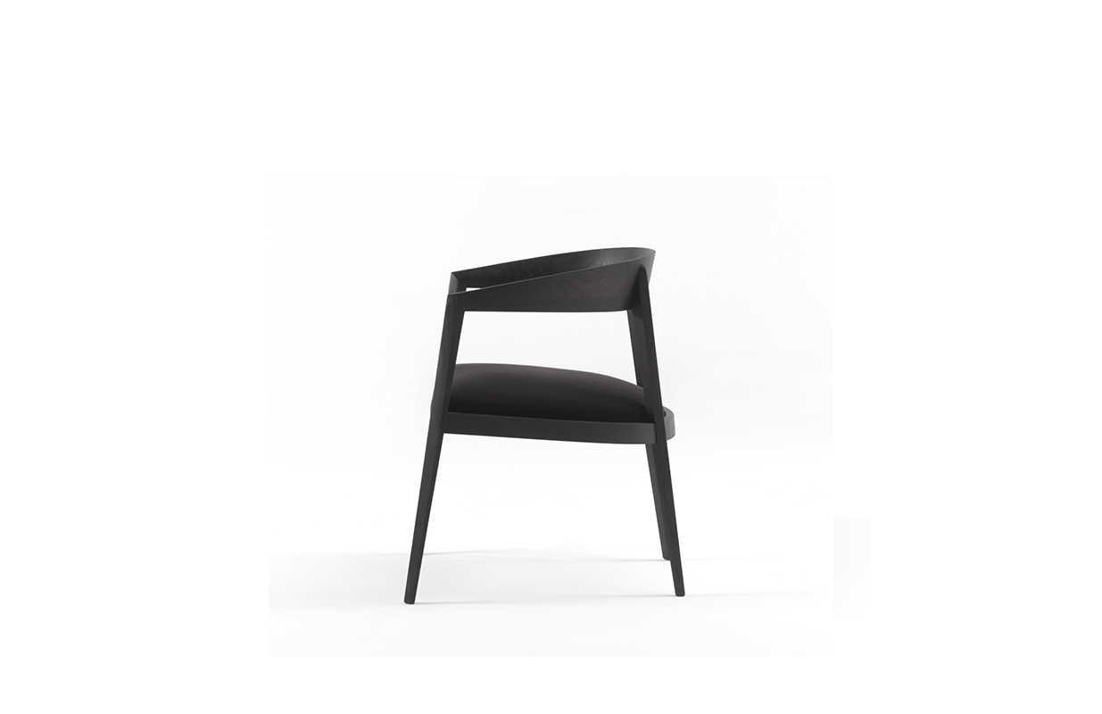 华体会(中国) - 坐具|休闲椅|办公家具|设计师家具|Lizzie扶手椅