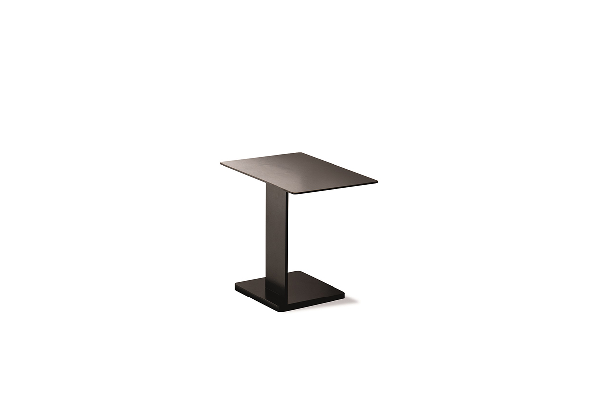[华体会(中国) - 桌几|茶几/边几|办公家具|设计师家具|jaan server]