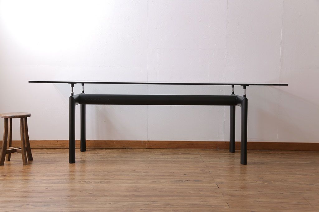 华体会(中国) - 桌几|餐桌|办公家具|设计师家具|LC6餐台